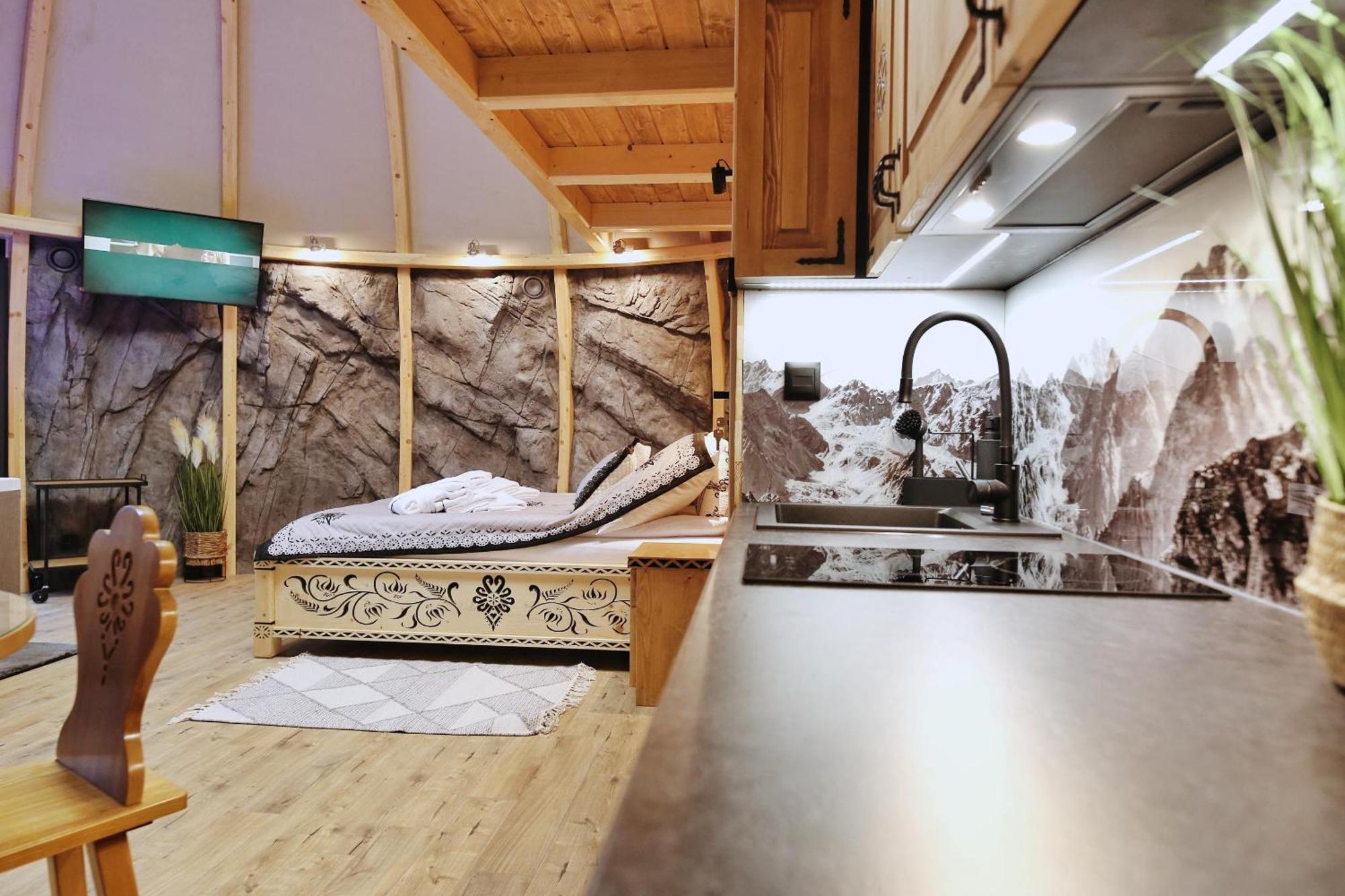 מלון זקופאנה Tatry Mountain Glamp Z Jacuzzi מראה חיצוני תמונה