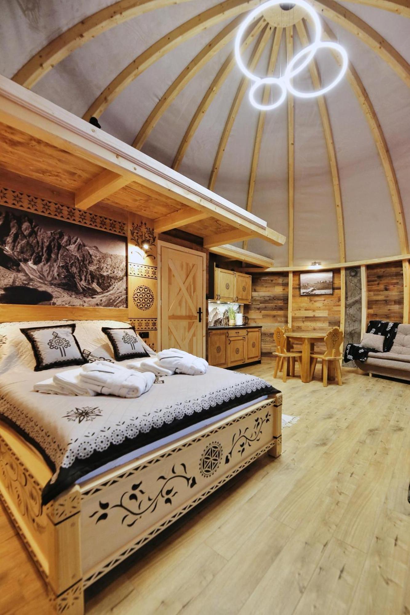 מלון זקופאנה Tatry Mountain Glamp Z Jacuzzi מראה חיצוני תמונה