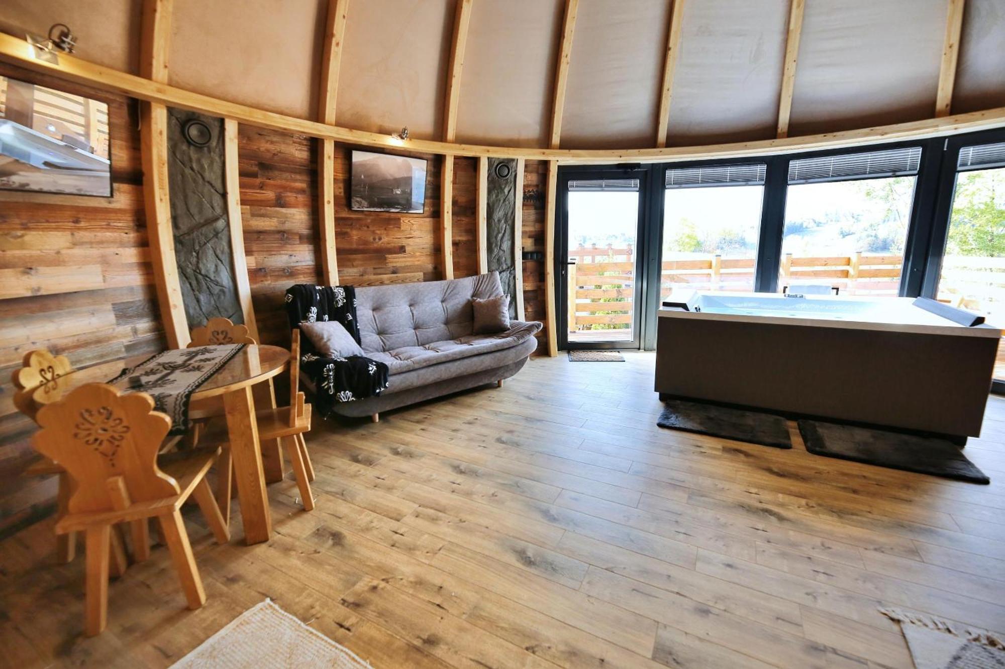 מלון זקופאנה Tatry Mountain Glamp Z Jacuzzi מראה חיצוני תמונה