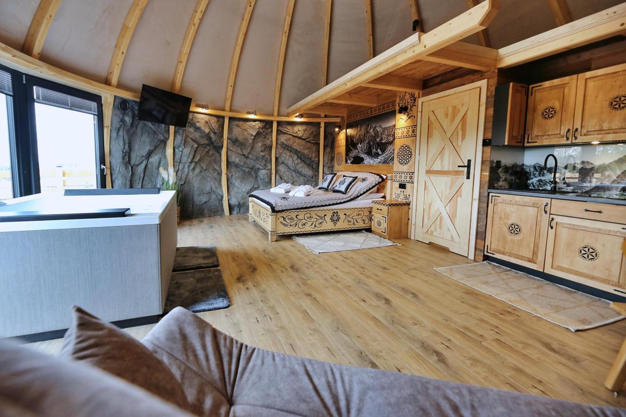 מלון זקופאנה Tatry Mountain Glamp Z Jacuzzi מראה חיצוני תמונה