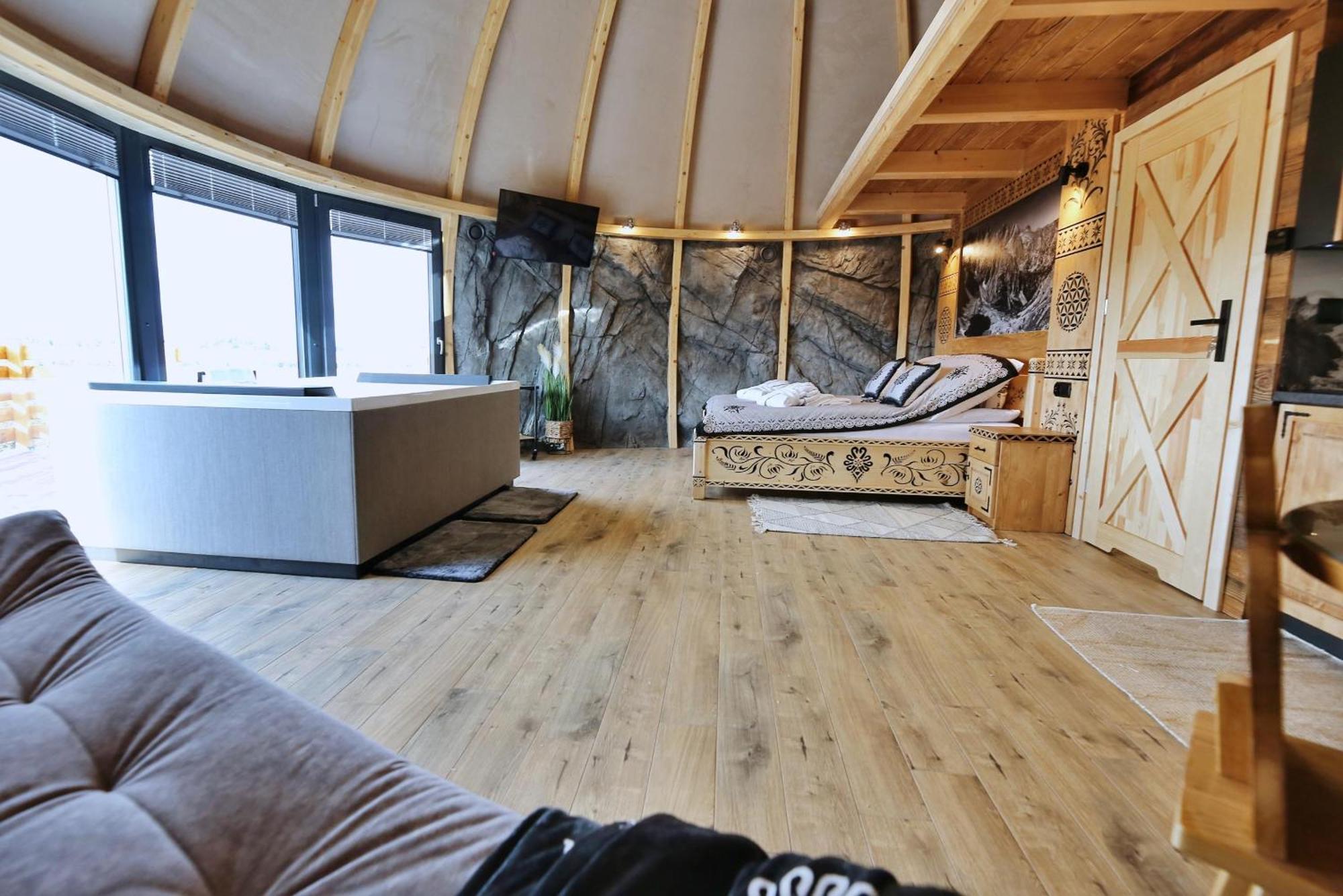 מלון זקופאנה Tatry Mountain Glamp Z Jacuzzi מראה חיצוני תמונה